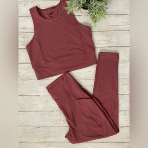 REI 2 Piece Set Muted Mauve Soft ribbed Leggings and Crop Tank. Sedona color M